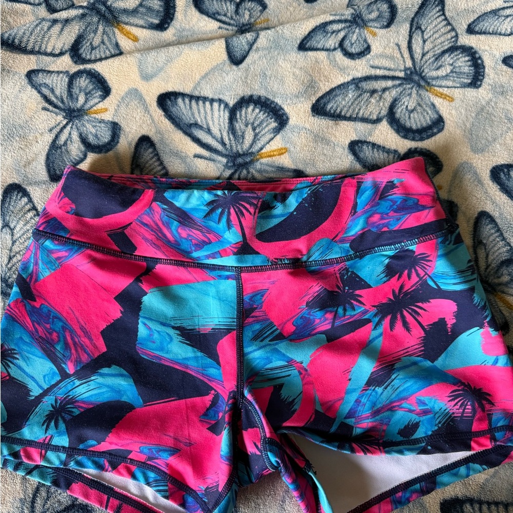Women's Tropical Print Shorts